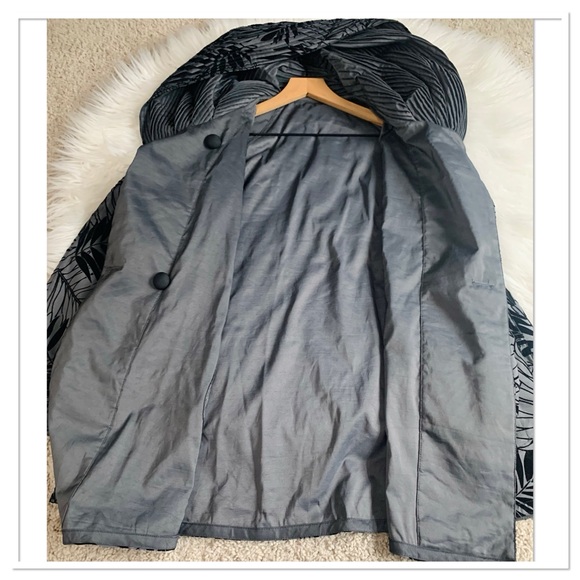 MYCRA PAC Short Donatella Palm Flock Reversible Coat Black - Picture 8 of 12